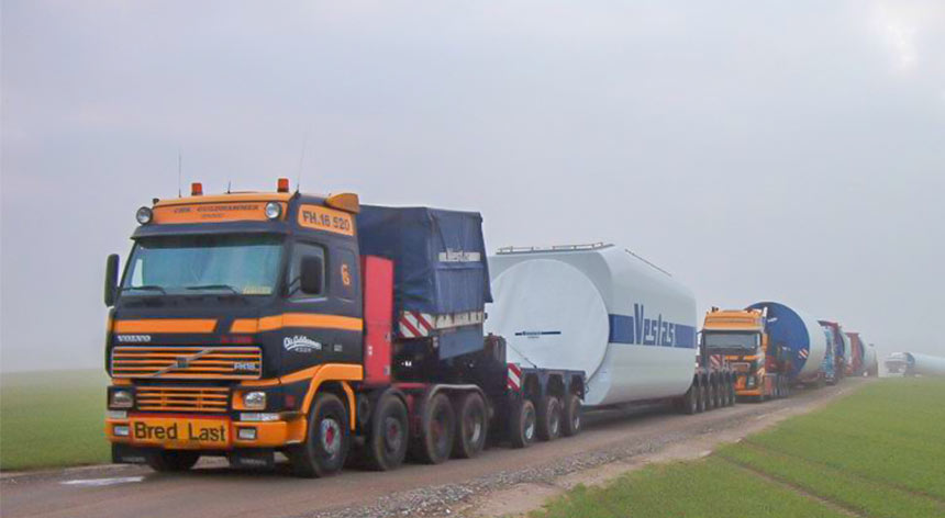 Konvoj af mølletransporter
